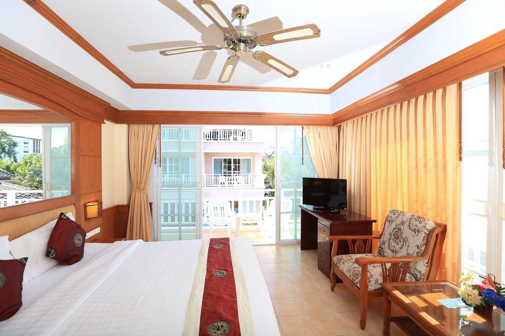 Chaba Kata Beach Hotel Ngoại thất bức ảnh