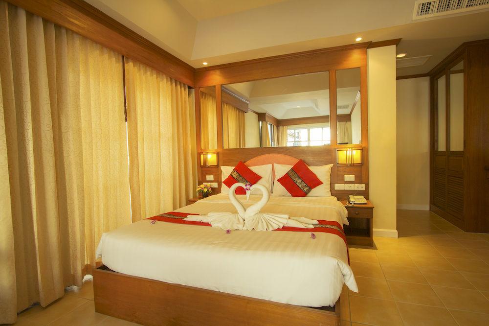 Chaba Kata Beach Hotel Ngoại thất bức ảnh