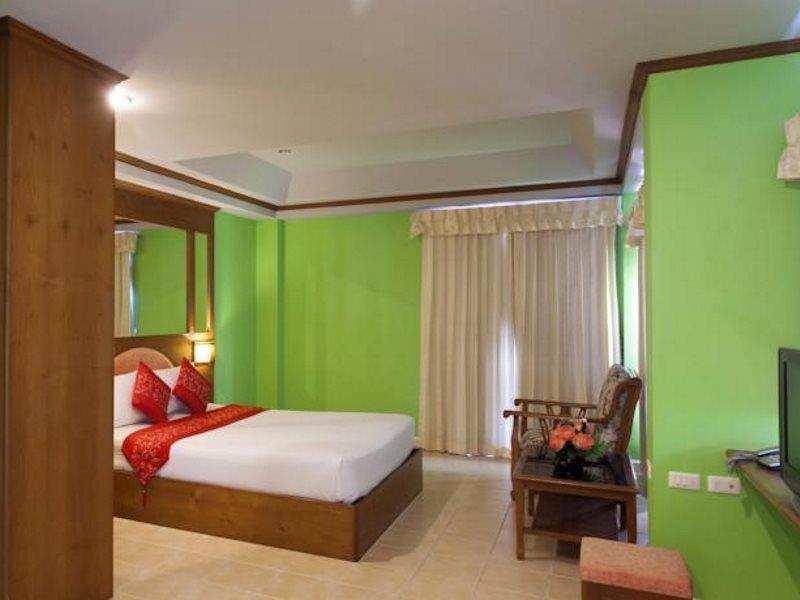 Chaba Kata Beach Hotel Ngoại thất bức ảnh