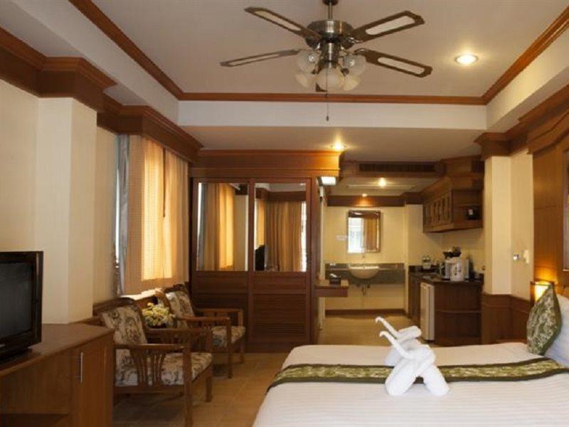 Chaba Kata Beach Hotel Ngoại thất bức ảnh