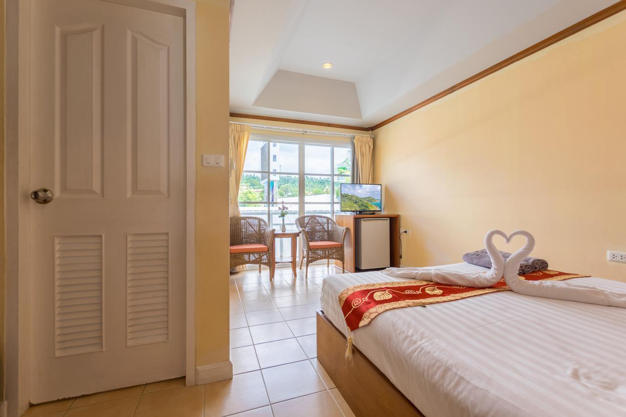 Chaba Kata Beach Hotel Phòng bức ảnh