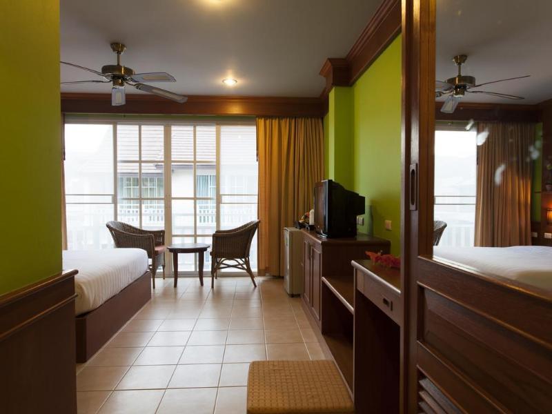 Chaba Kata Beach Hotel Ngoại thất bức ảnh